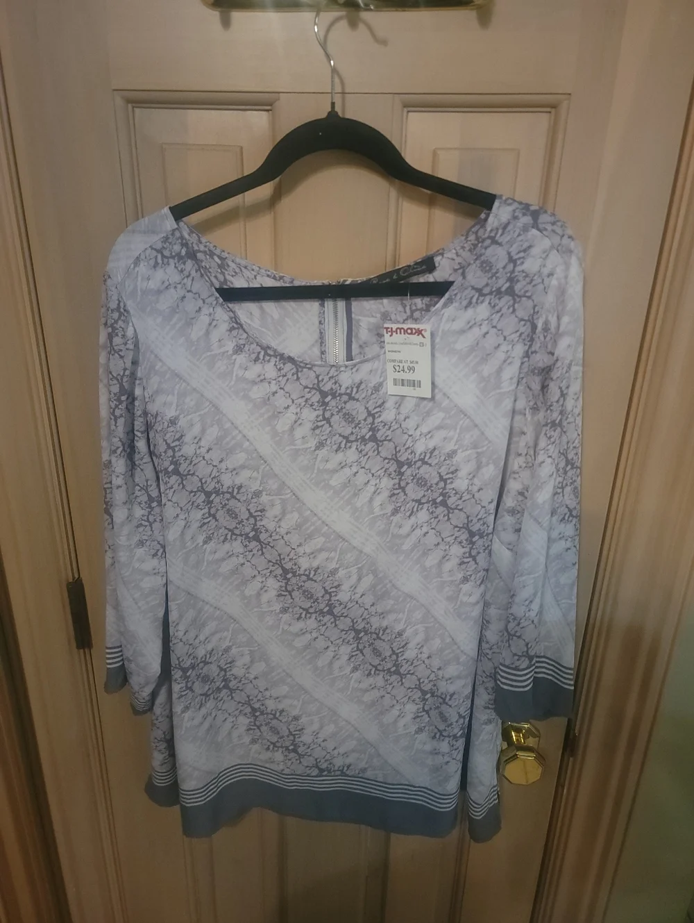 NWT Womens Plus Sz 2X Rose & Olive Gray White Blouse Shirt